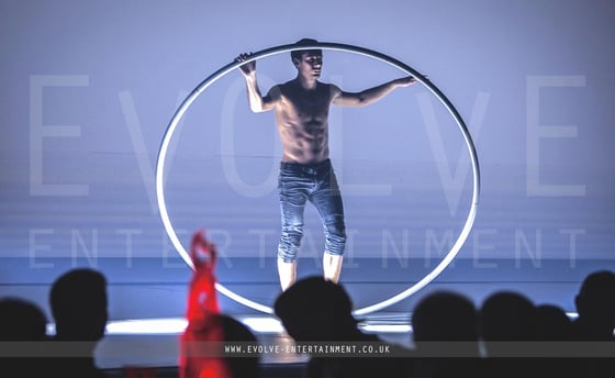 Acro-CYR-Wheel-1