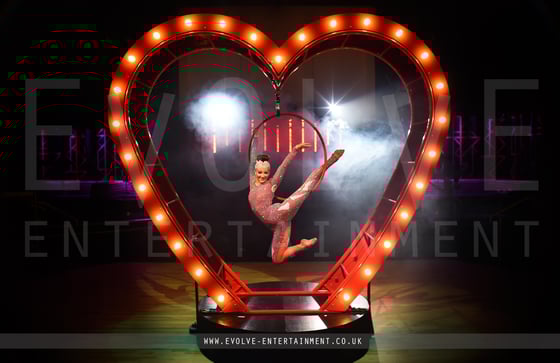 Aerial Heart Prop - Diamonds Moulin 2 Rouge LR