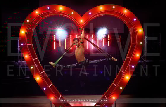 Aerial Heart Prop - MALE HAND BALANCE 2 LR