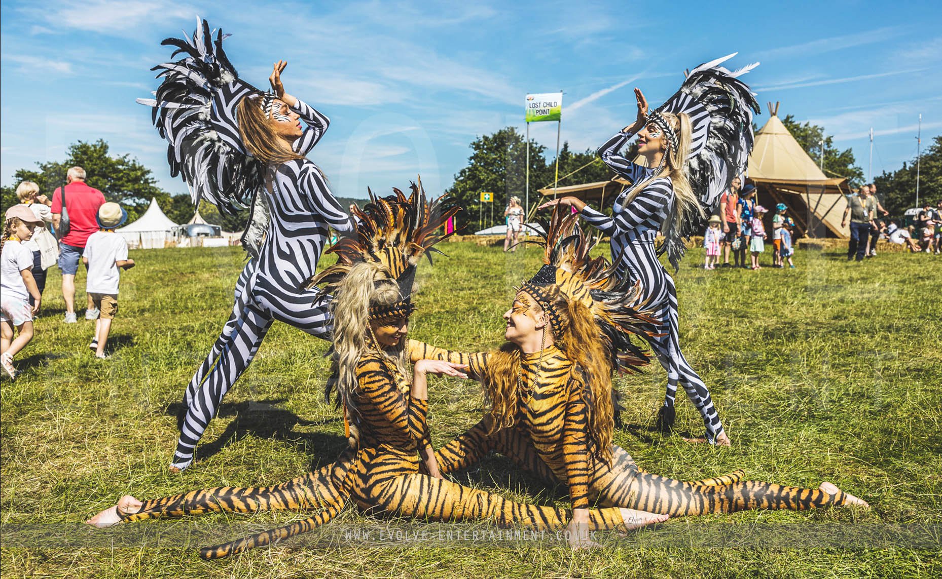 Animal-Interactive-acro-18