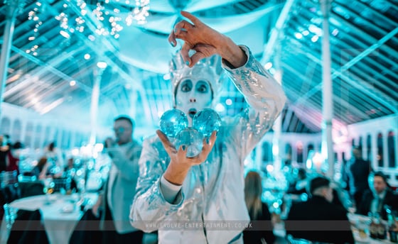 Blue-Ice-Contact-Juggler-5