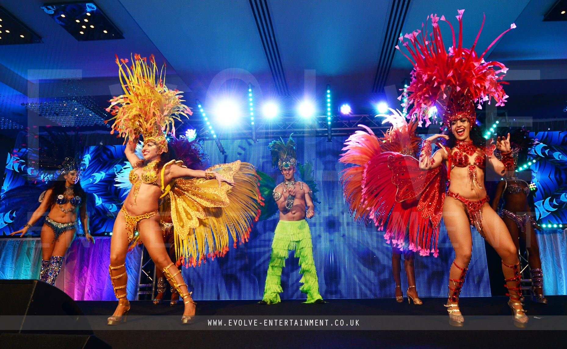 Brazilian-Dancers-1