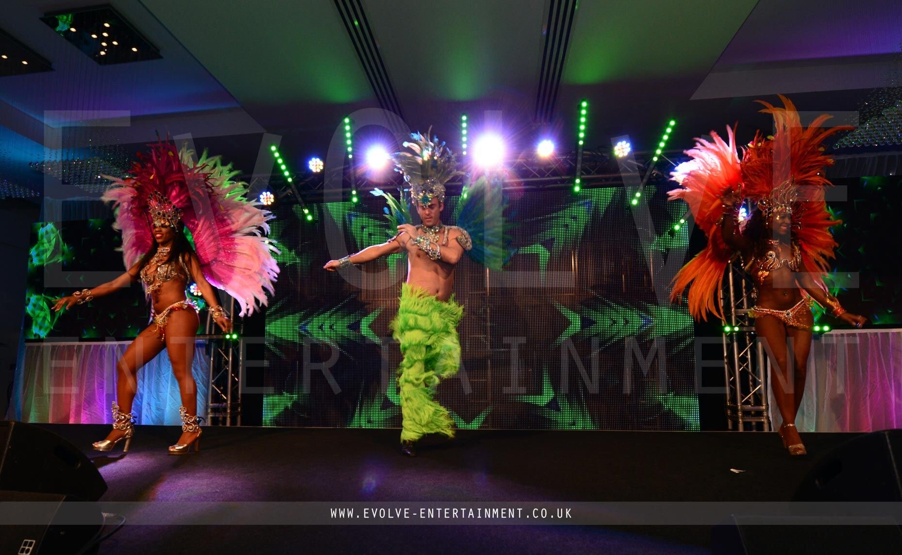 Brazilian-Dancers-8