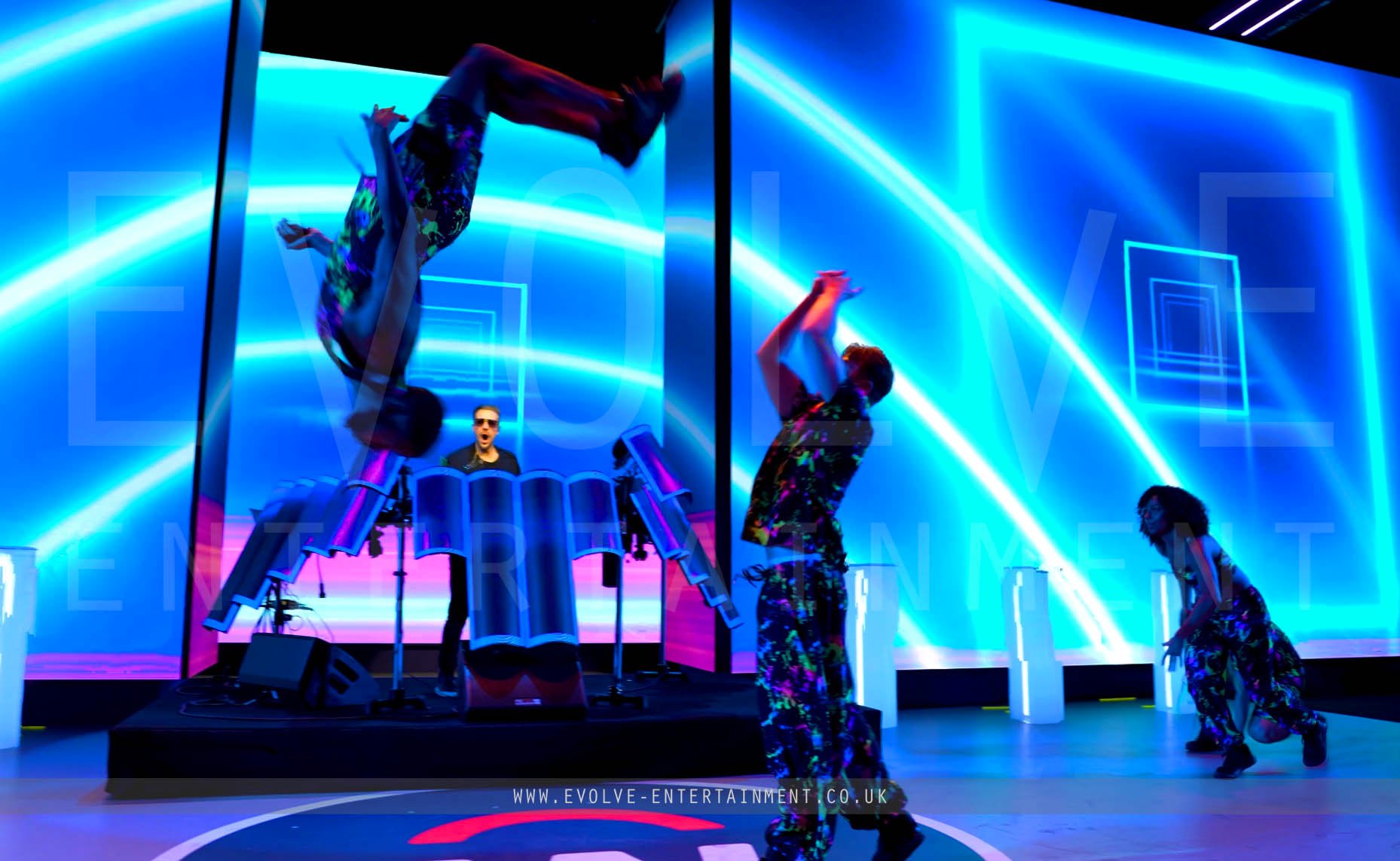 Breakdancing LED Drummers AFISHAL 5