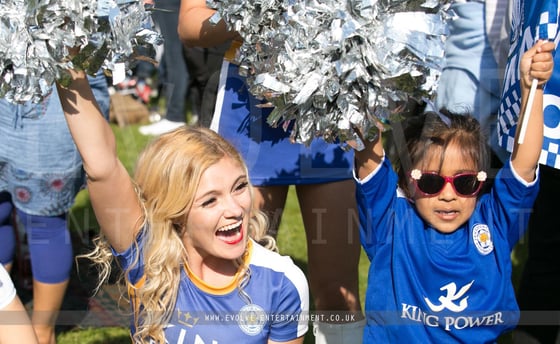 Cheerleaders-2