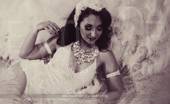 Classic-Feather-Burlesque1