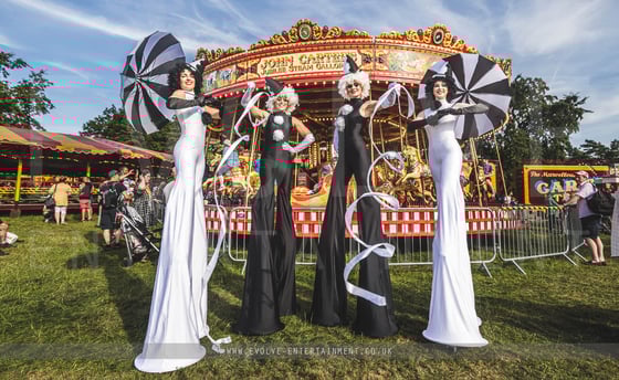 Clowns Stilts Group Festival JCB-1