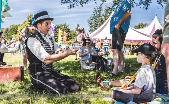 Contact Juggler Festival JCB