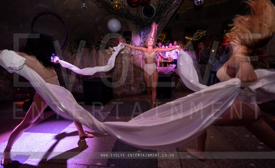 Contemporary Dance Show 2 