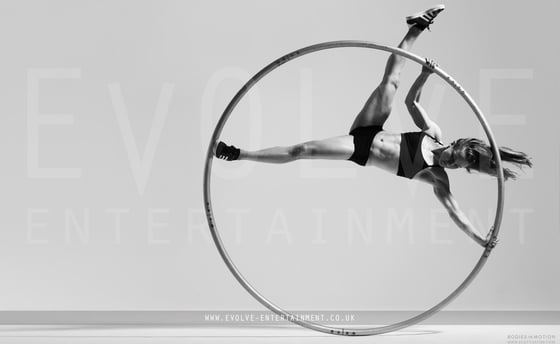 Cyr-breakdance-3