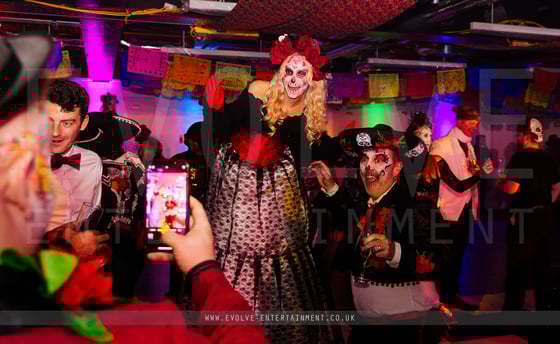 Day of the Dead Female Stilts - 1