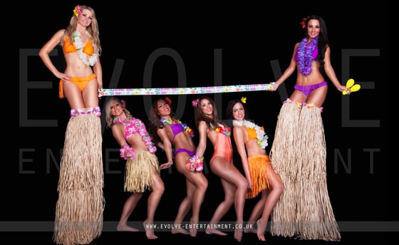 Festival-Stilts-1