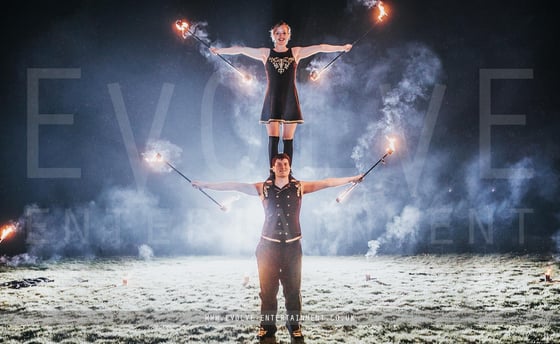 Fire-Juggling-Duo-5-1