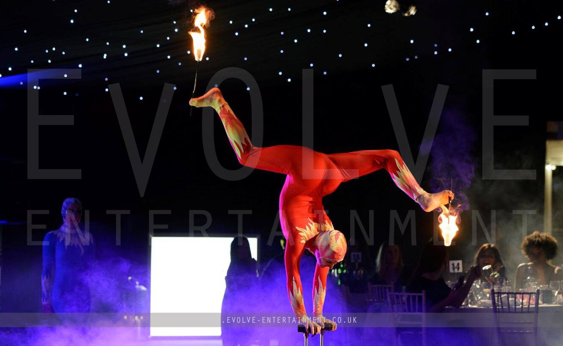 Fire-and-Ice-Circus-Poi-and-Dance-Show-10-2