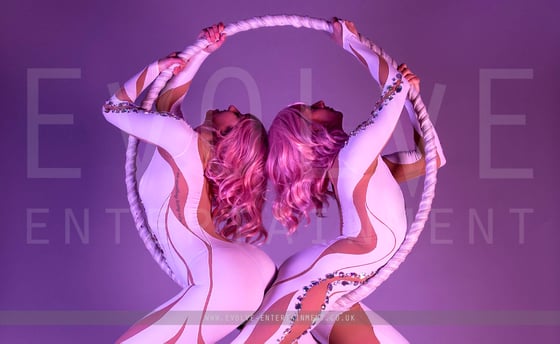 Future Femme Aerial 3