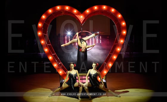 Glitz And Glam Theme 19