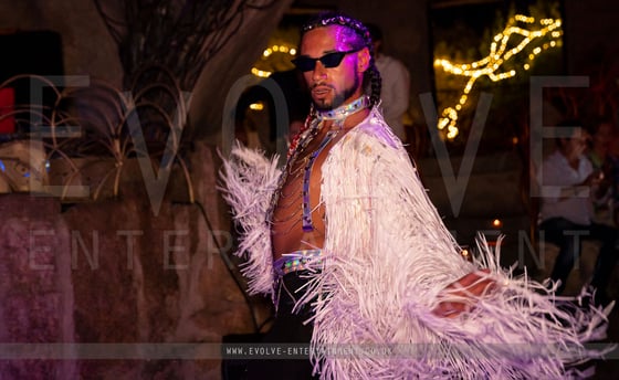 Glitz And Glam Theme 9