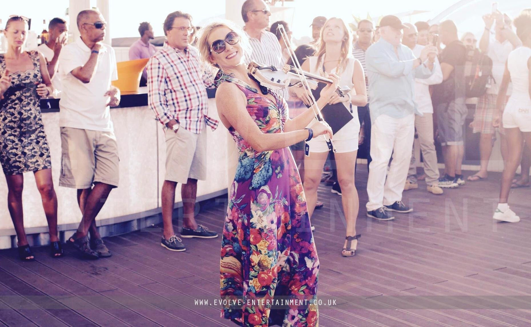 Hotel Launches 14