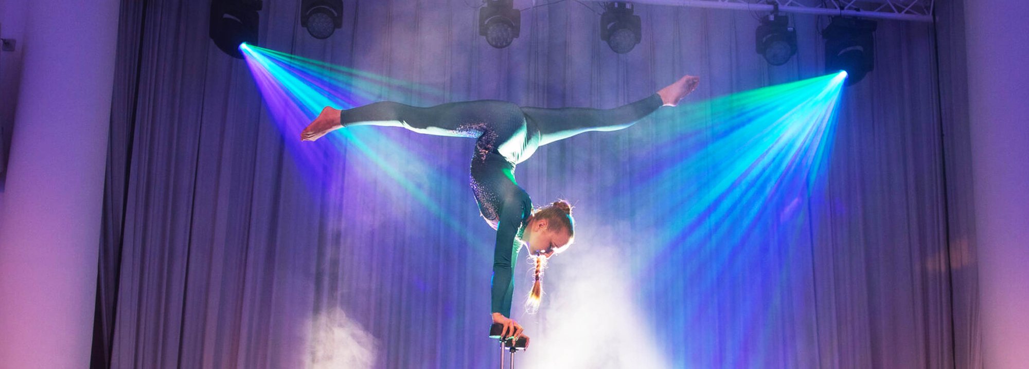 LED Acrobatic Diamond Prop HERO
