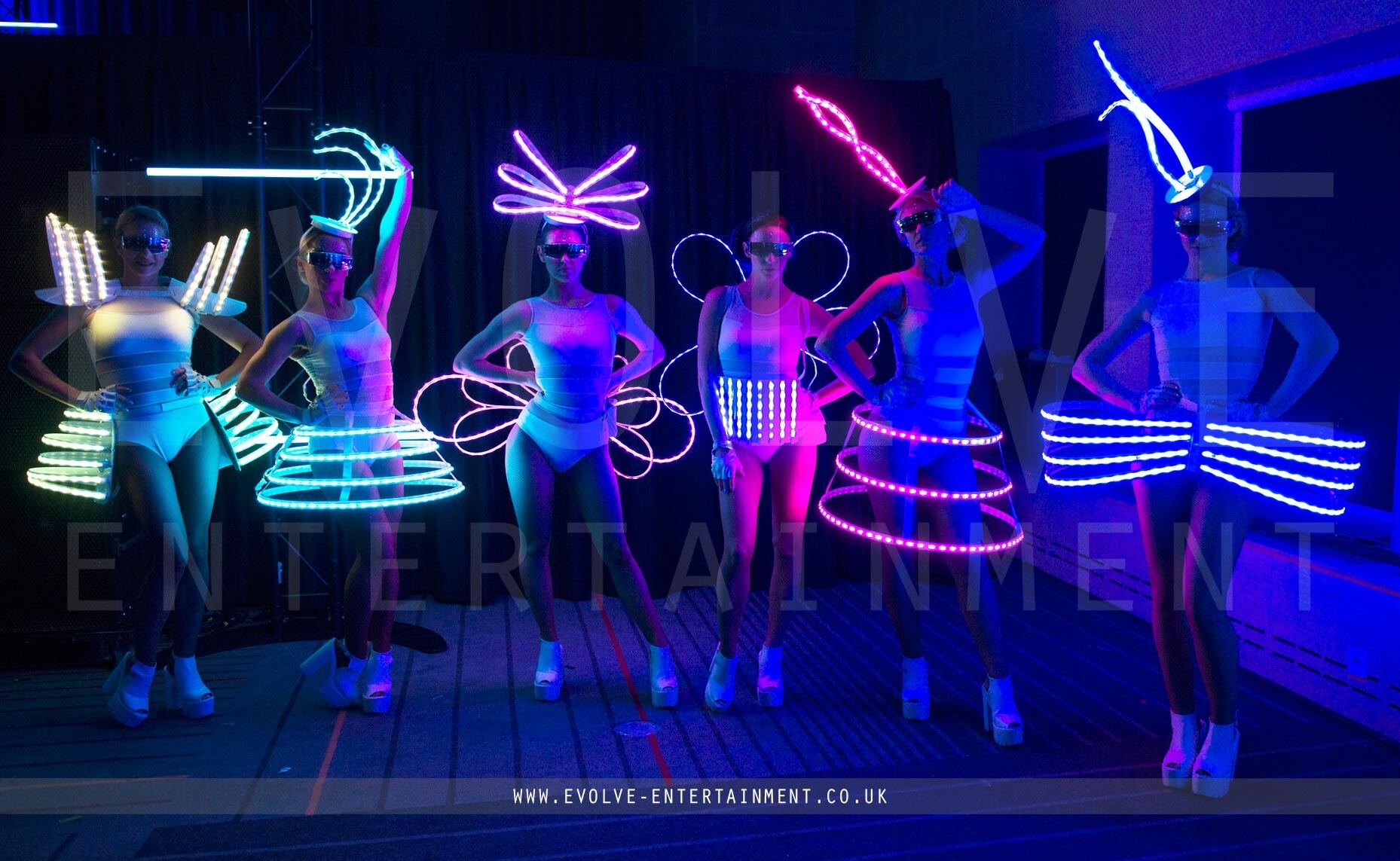 LED-Dancers-Show-Evolve-8