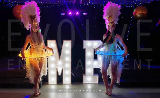 LED-Roaming-Tables-GOLD-Showgirls-1