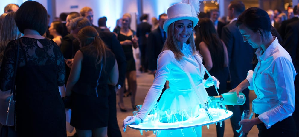 LED Roaming Tables