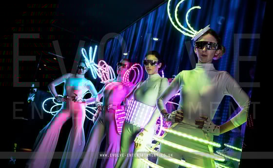 LED-Stilt-Walker-1