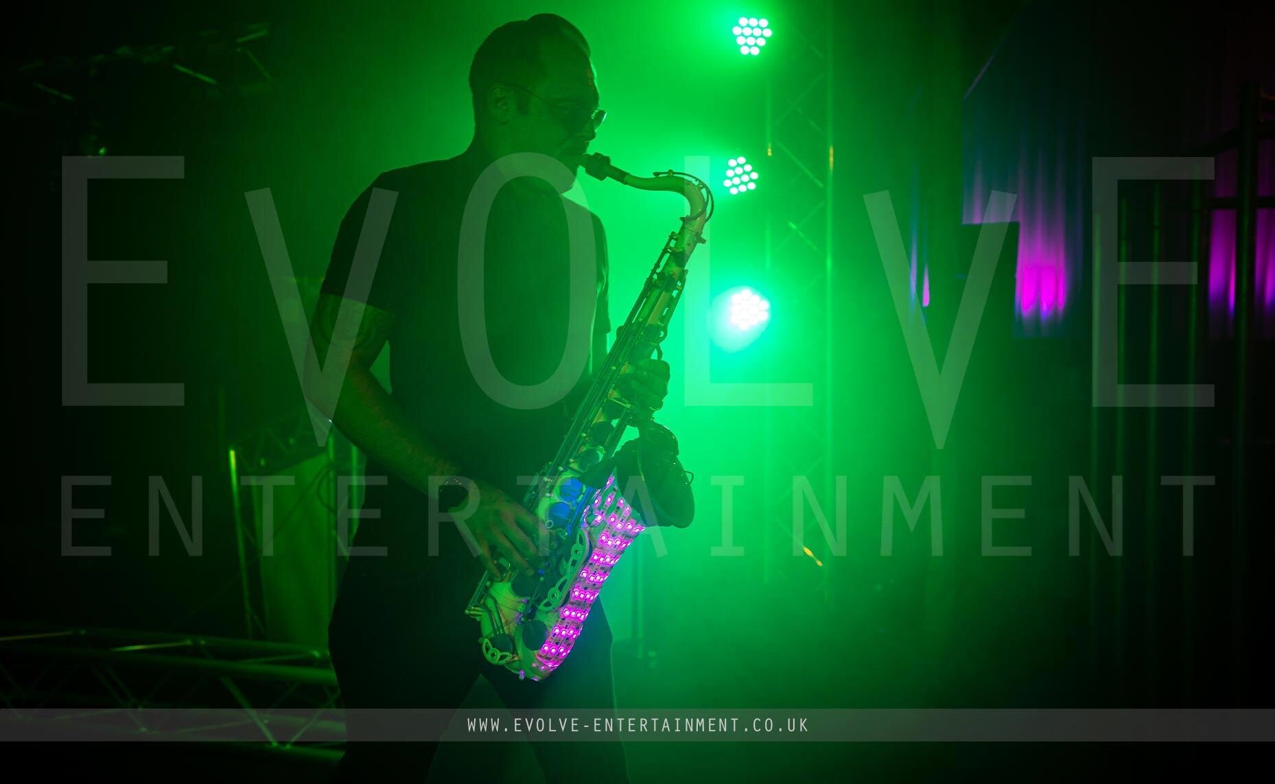 LED_Sax1
