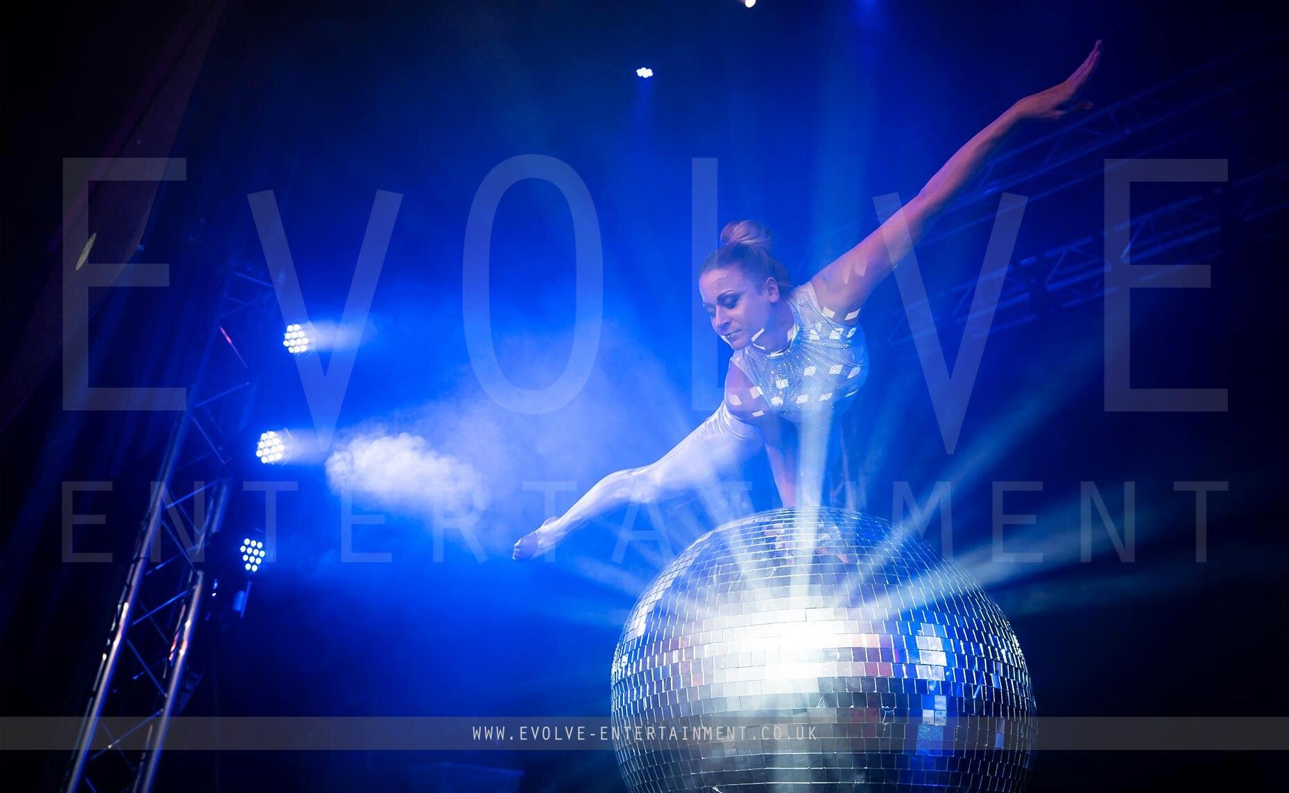 Mirror-Ball-Blue