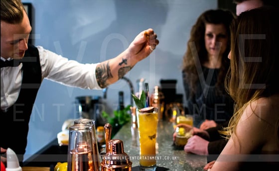Mobile-Cocktail-Bar-7