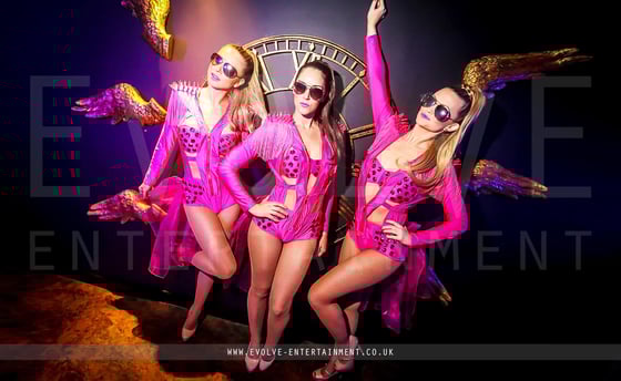 Nightclub-Entertainment-15