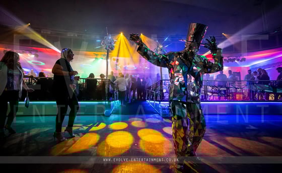 Nightclub-Entertainment-3