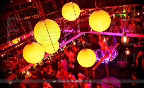 Nightclub-Entertainment-4