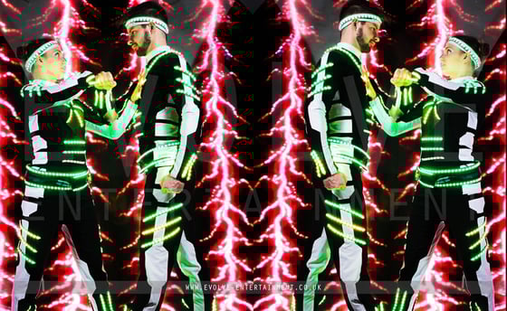Pixel-Acro-Show-2