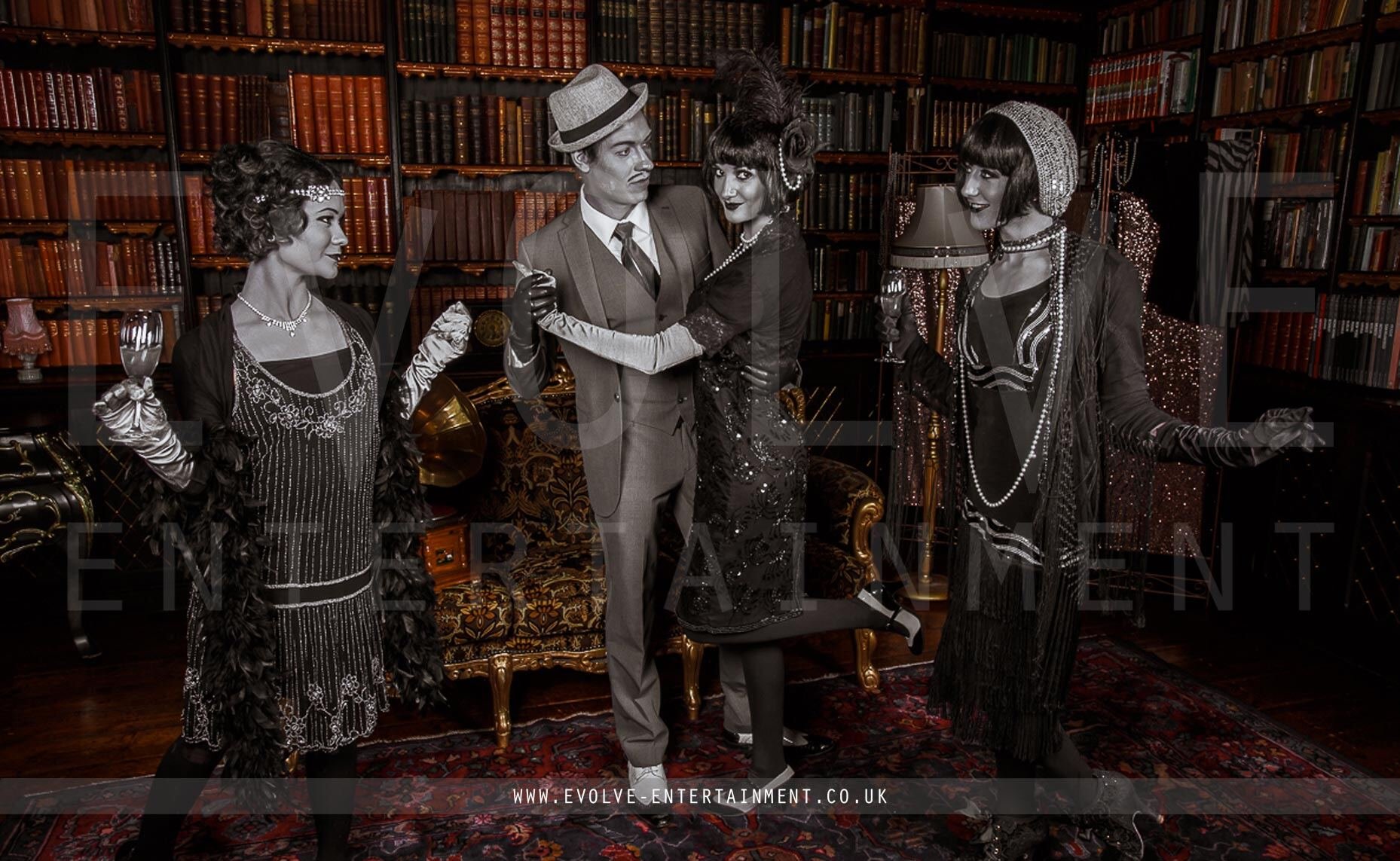 Silent-Movie-Human-Statues1
