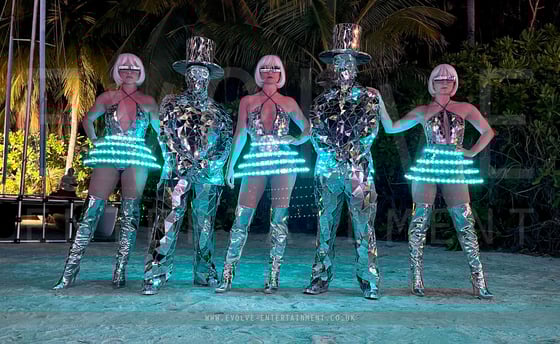Silver Mirror-Men Show