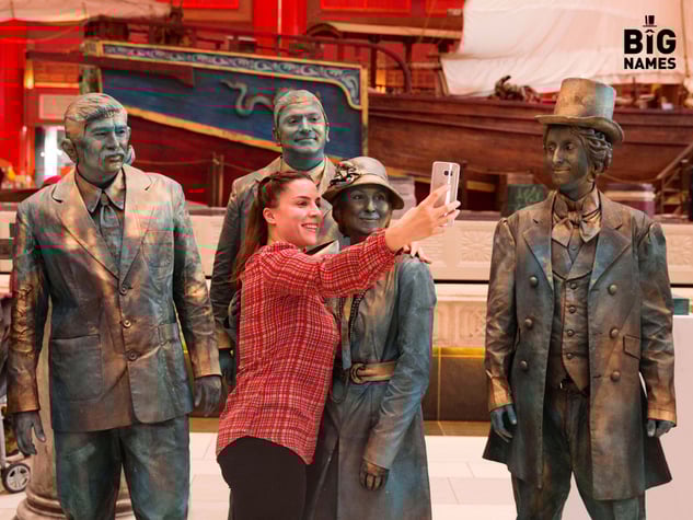 Singing Statues 5-1