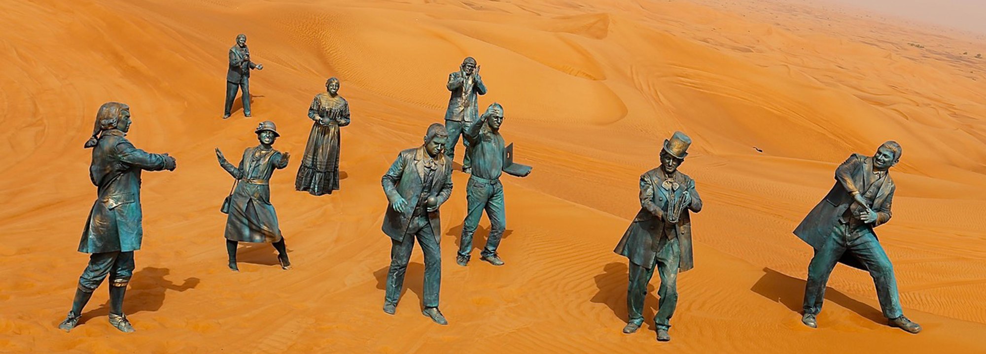 Singing-Statues-Hero