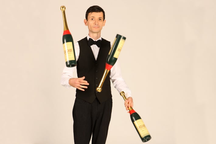 The-Champagne-Juggler THUMB