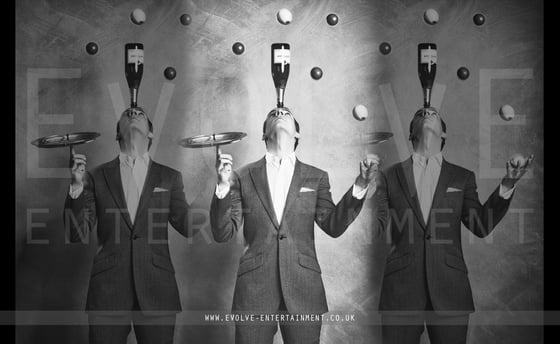 The-Champagne-Juggler2