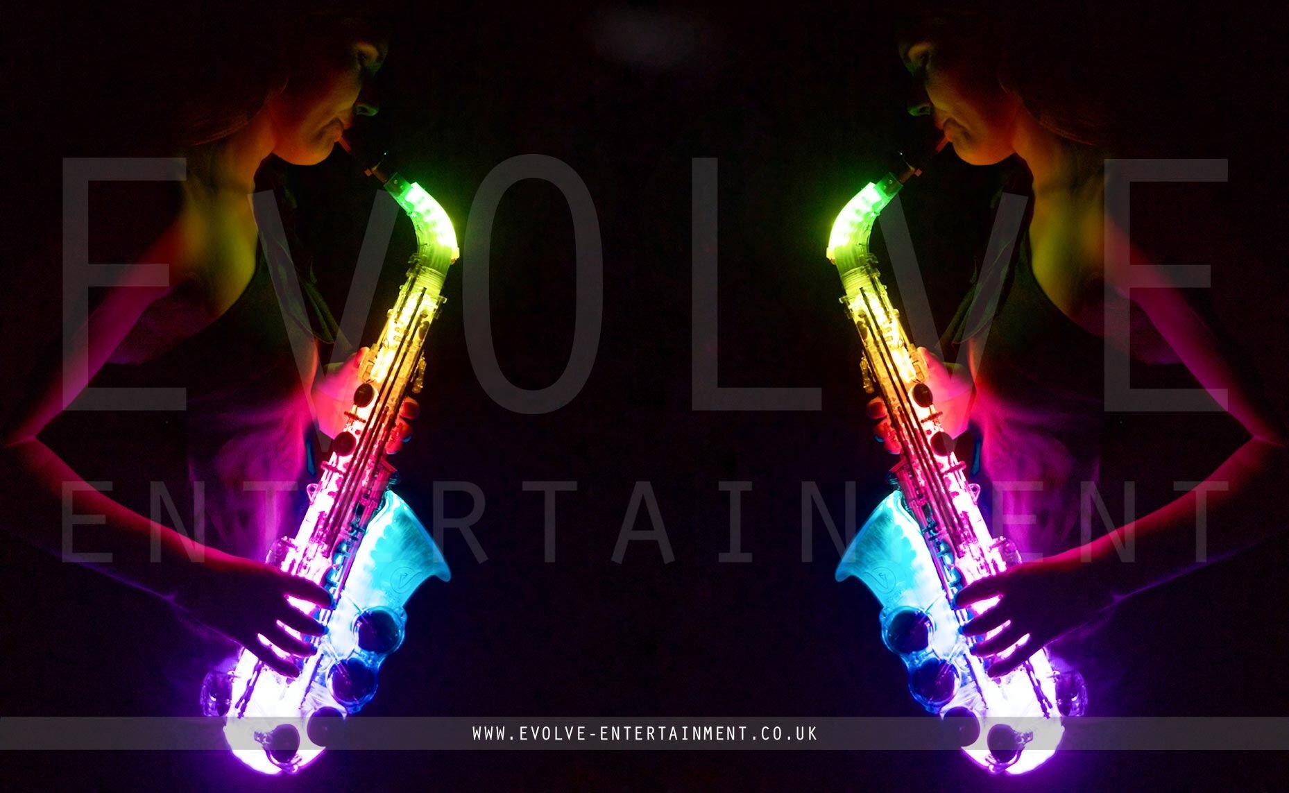The-Neon-Glow-Sax-7