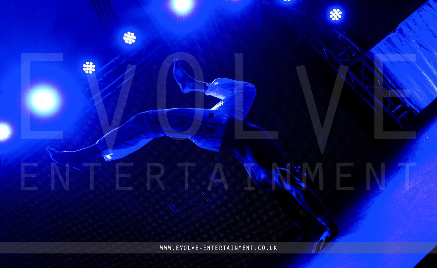 UV-Capoeira--1