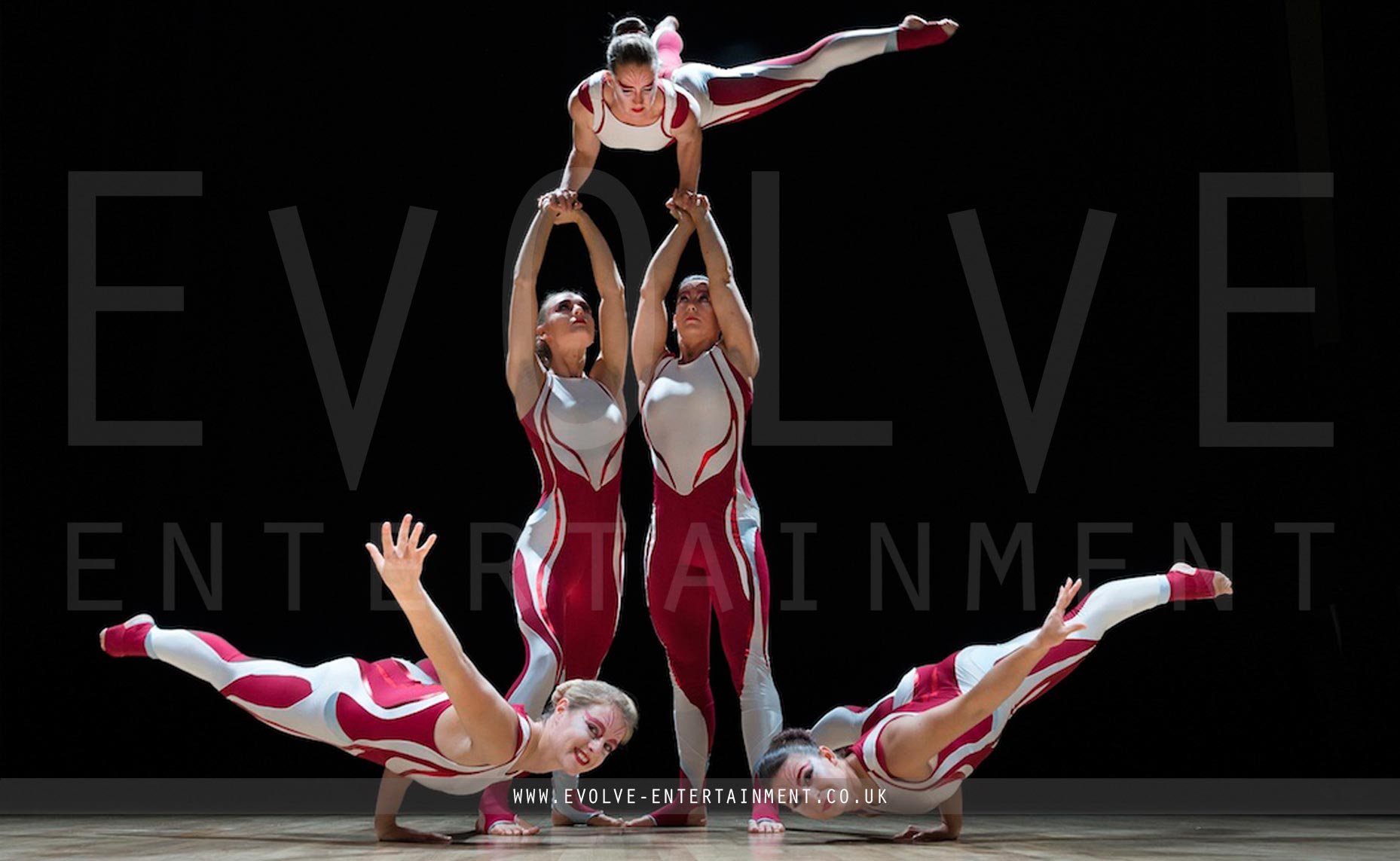 Ultimate-Acrobatic-troupe-2