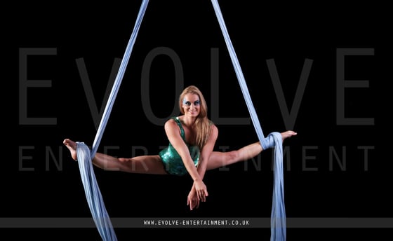 Underwater-Silks-1