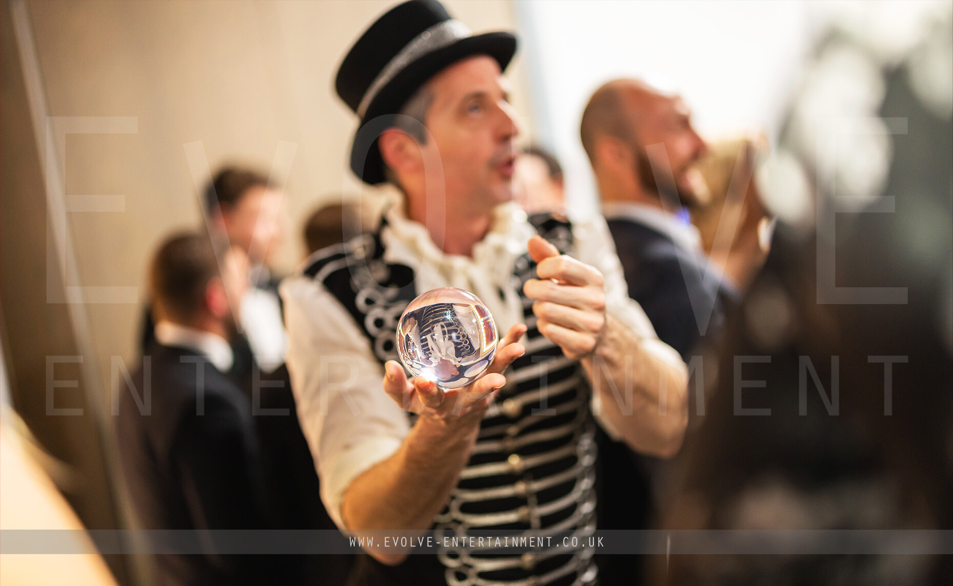 Vintage Circus Juggler 6