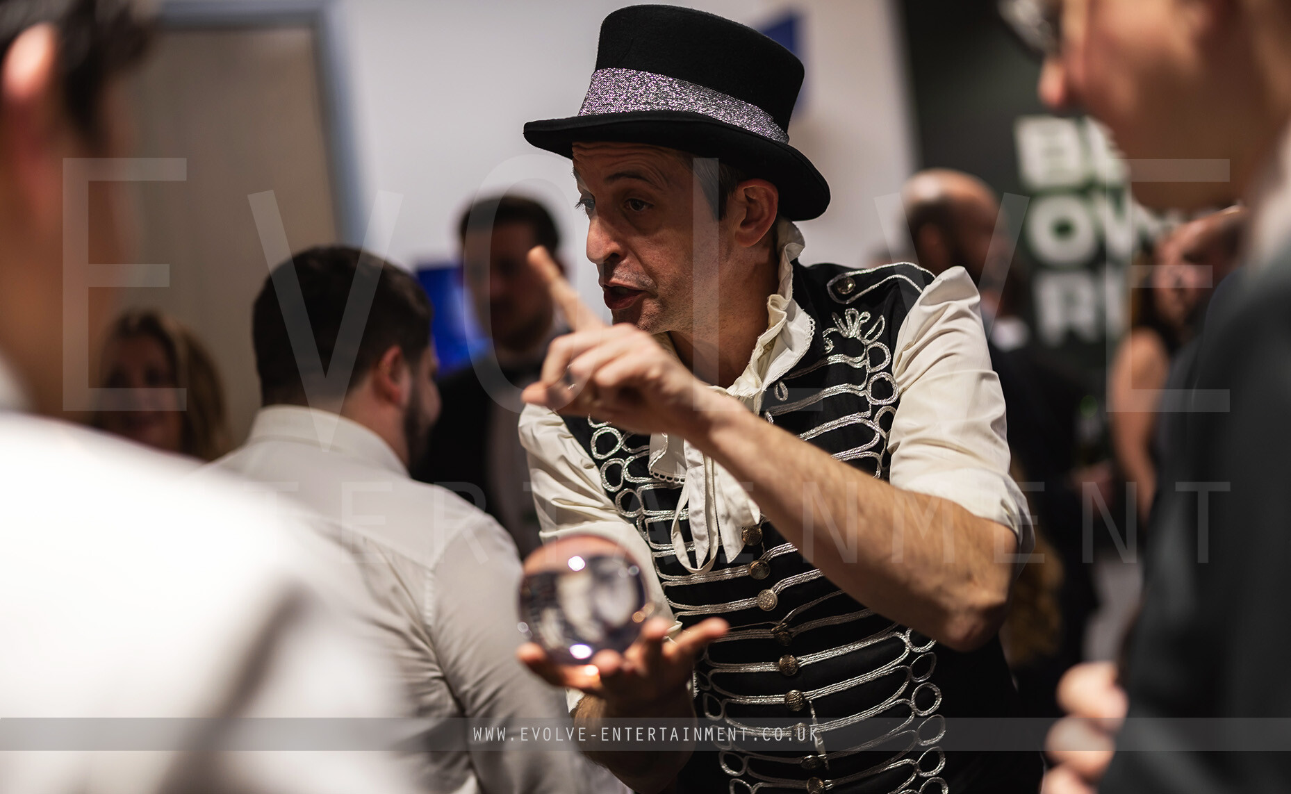 Vintage Circus Juggler 8