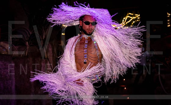 Vogue Dancer 4-1