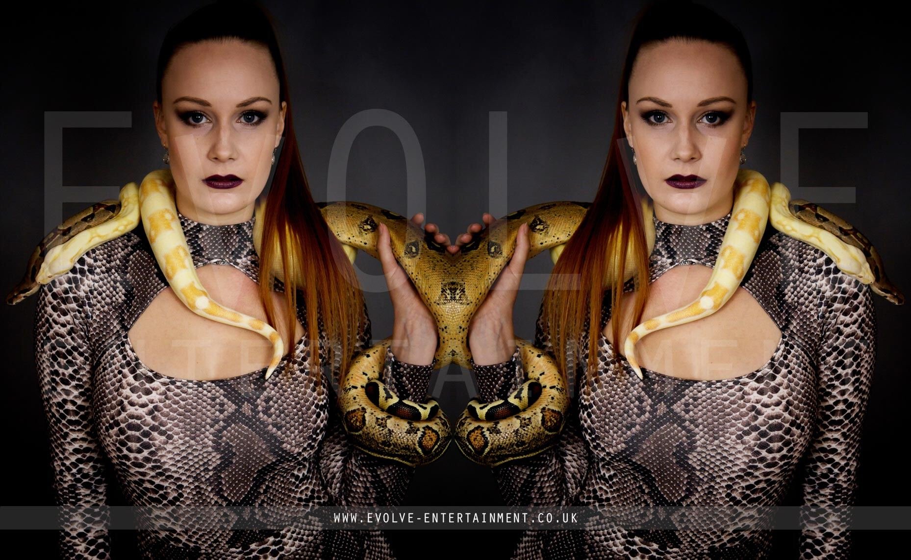 Voguing-Snake-1