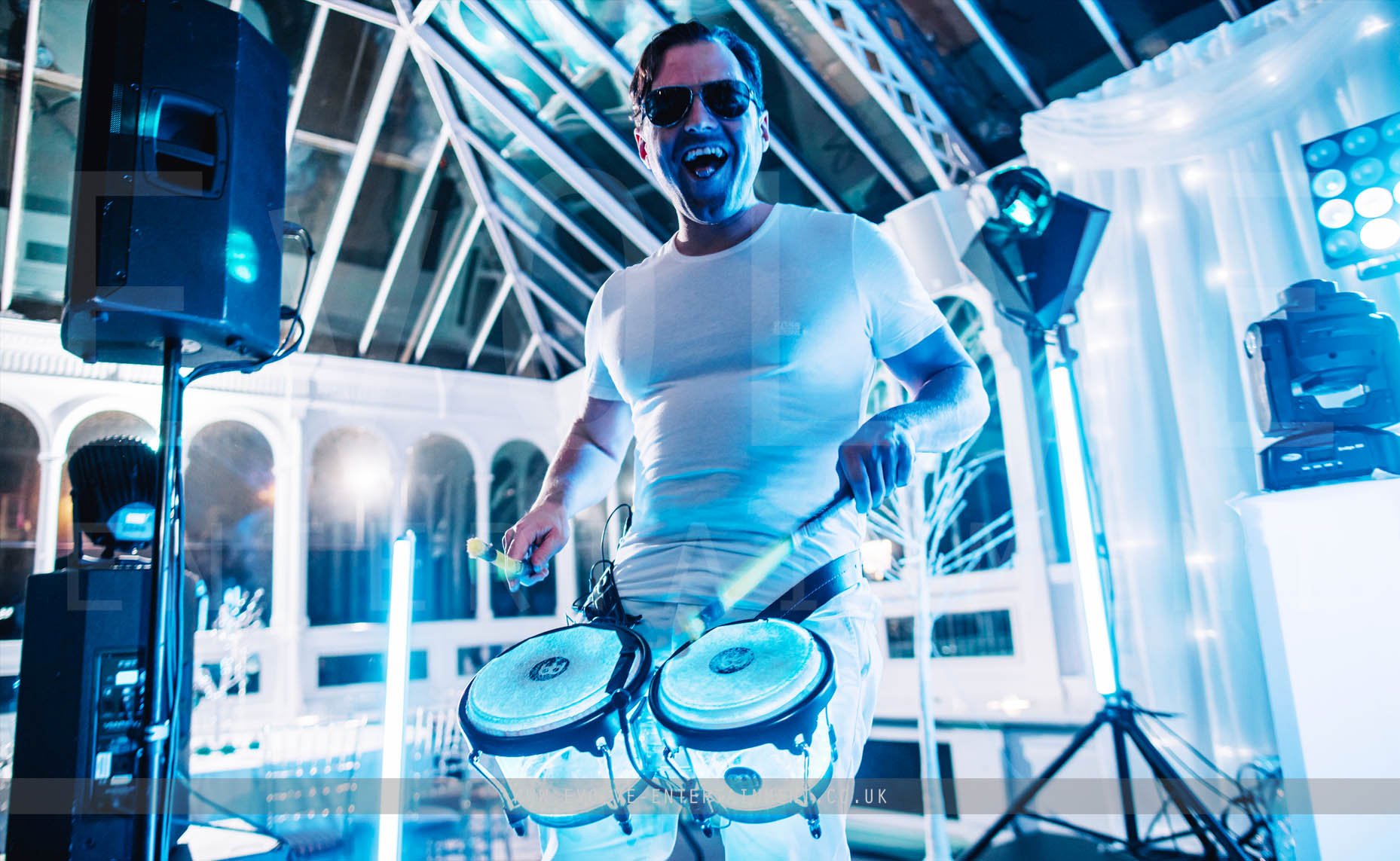 Walkabout-LED-Bongos-3