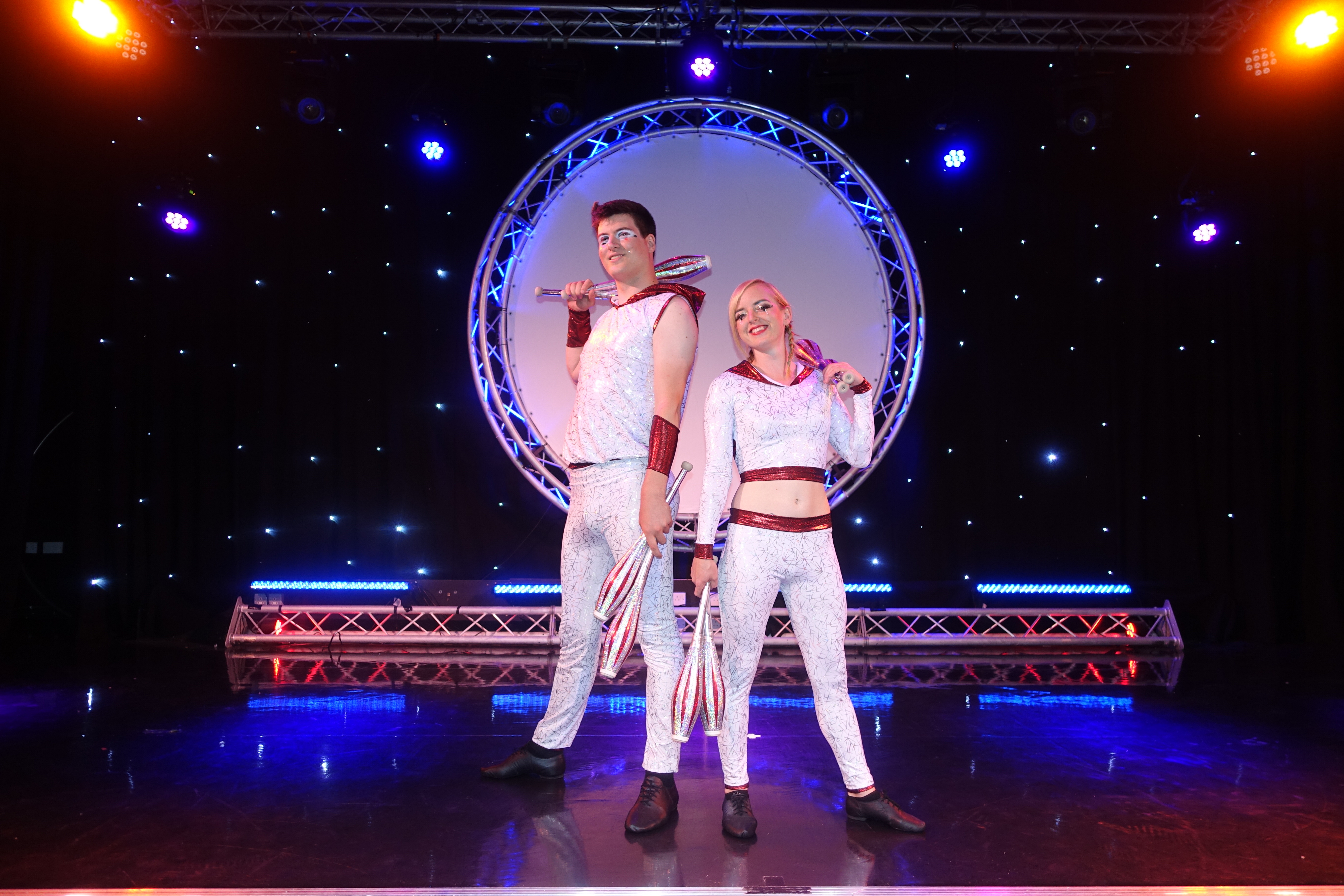 Acrobatic Jugglers 2